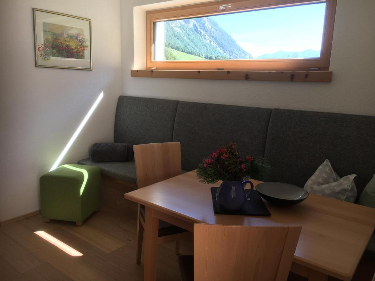 ホテル Haus Schuchter プフンツ エクステリア 写真